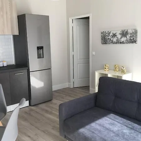 Tres Jolie Mini Douillette Avec Vue Sur Montagne Holiday home Biguglia (Corsica)