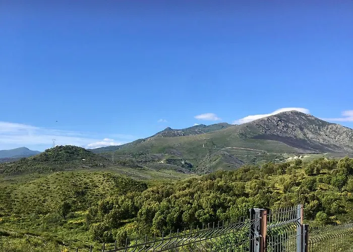Feriehus Tres Jolie Mini Douillette Avec Vue Sur Montagne Biguglia (Corsica)